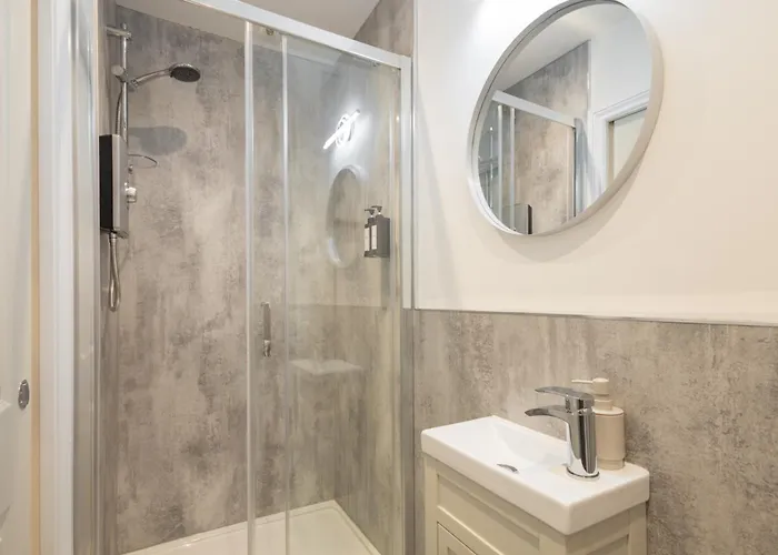 4, King's Court Scarborough