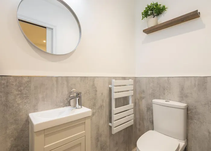 Lägenhet 4, King's Court *